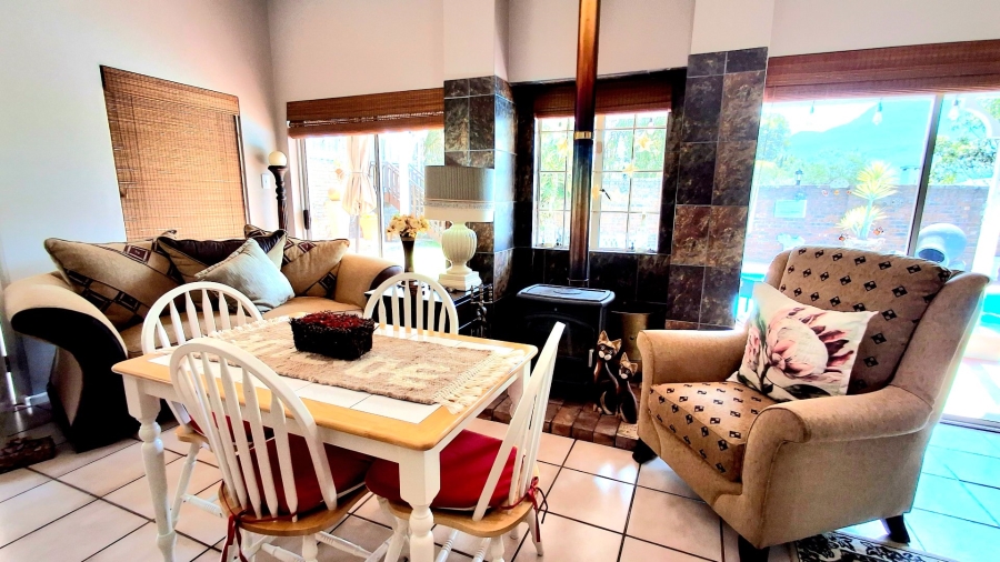 7 Bedroom Property for Sale in Heather Park Western Cape